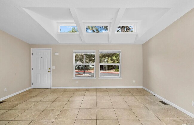 Building Photo - 101 Platinum Pointe Way