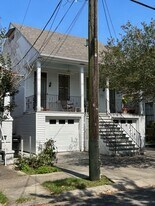 Building Photo - 1107 General Pershing St