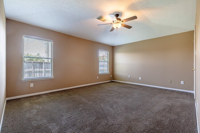 Building Photo - 2006 Poco Dr