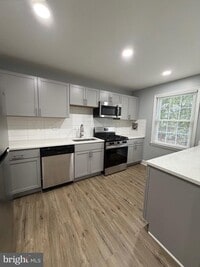 Building Photo - 12928 Claxton Dr