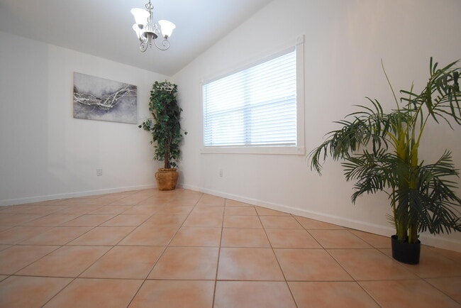 Building Photo - 11667 Timbers Way
