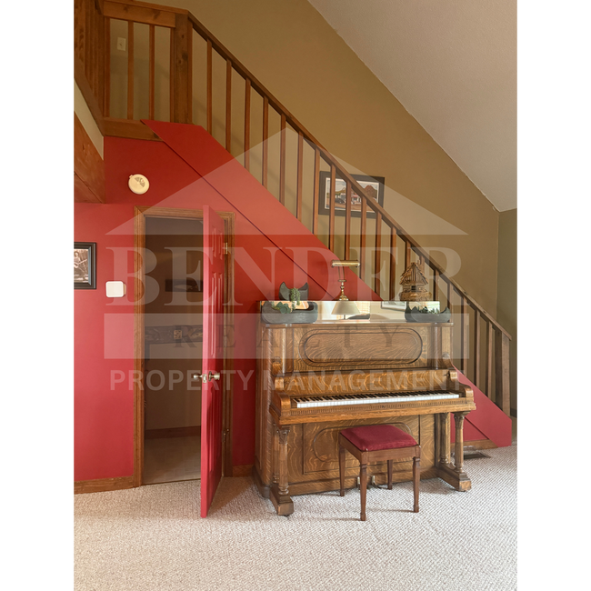 Building Photo - 178 McClary Dr