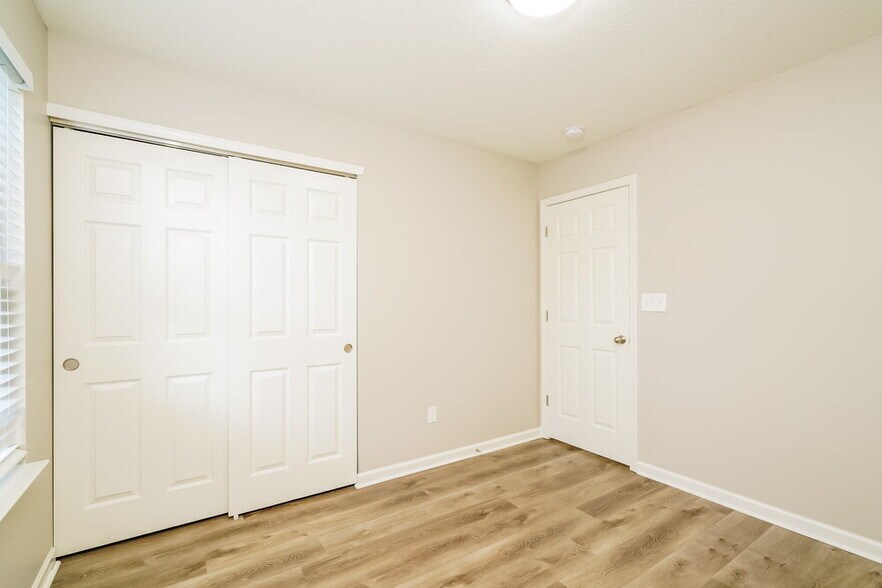 Building Photo - 129 Hilltop Farms Blvd