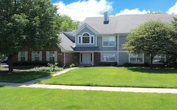 Building Photo - 5S530 Paxton Dr