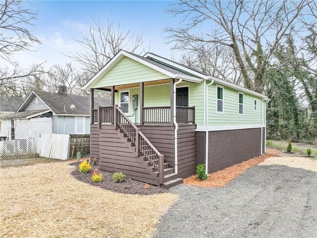 Primary Photo - 20 Pennington Ave SW