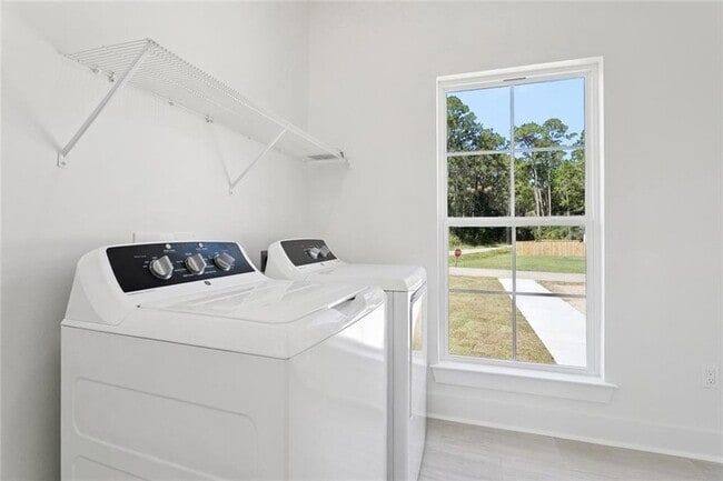 Building Photo - 60404 Aqua St