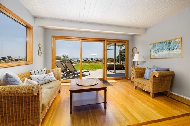 Building Photo - Introducing the Private Beach House in Carpinteria, CA!