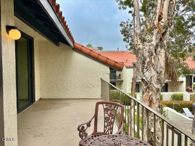 Building Photo - 2226 Martinique Ln