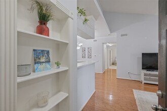 Building Photo - 1330 Old Spanish Trl
