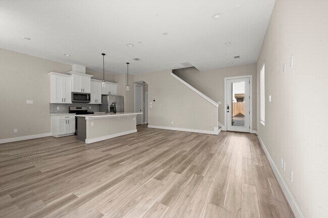 Building Photo - 3208 Bostic St