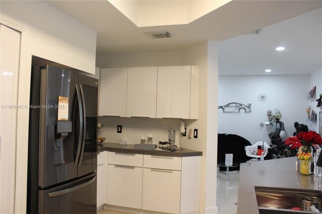 Building Photo - 8415 NW 108th Pl
