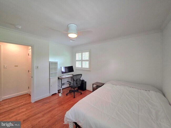 Building Photo - 8300 Beech Tree Rd