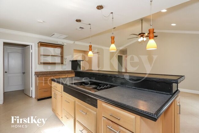 Building Photo - 4582 Brook Dr