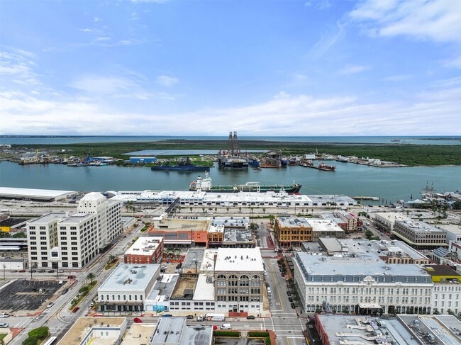 Building Photo - 2400 Mechanic St