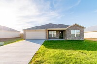 Building Photo - Band New 4 Bedroom Home in Lincoln!