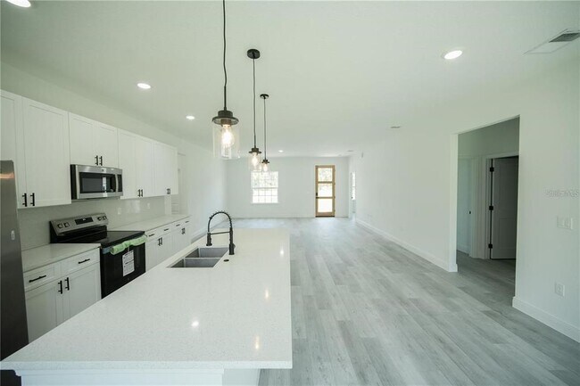 Building Photo - 13265 SW 85th Cir