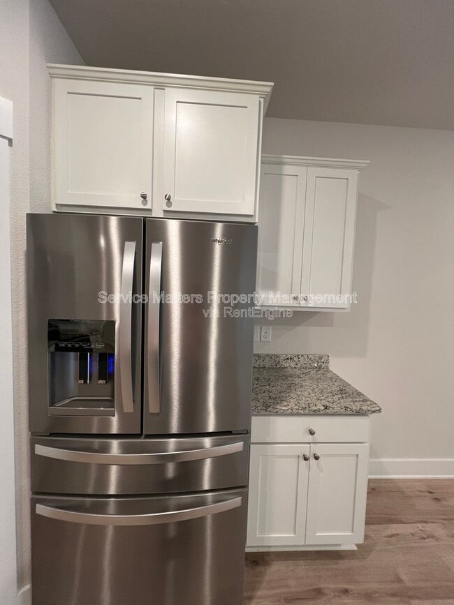 Building Photo - 5745 Danbury Blvd