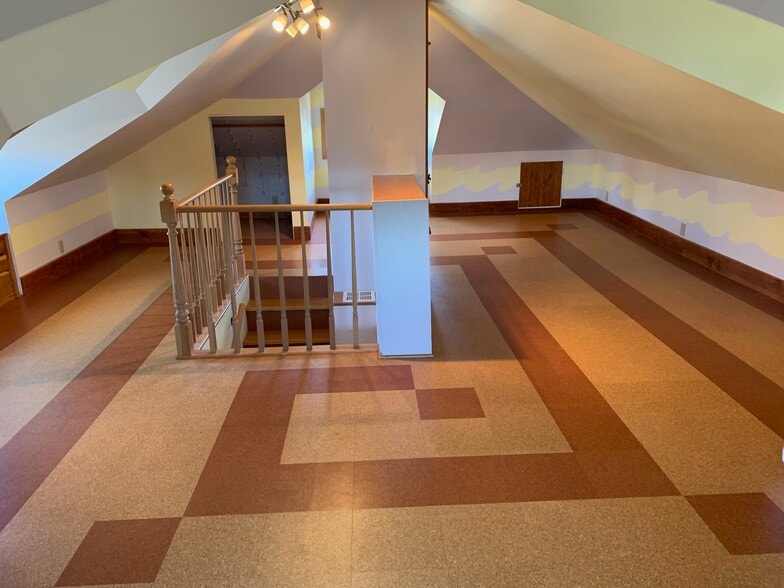 Attic - 4054 NE Rodney Ave