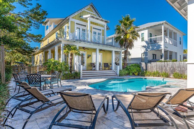 Building Photo - 87 Barracuda St