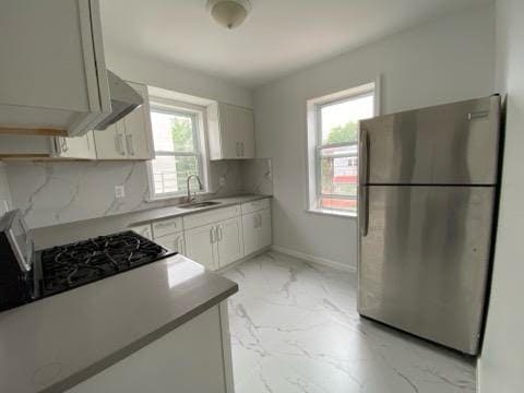 Building Photo - 1664 E 32nd St