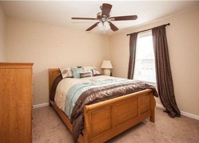 Building Photo - 3 bedroom, 2.5 bath in Hermitage - COMING SOON