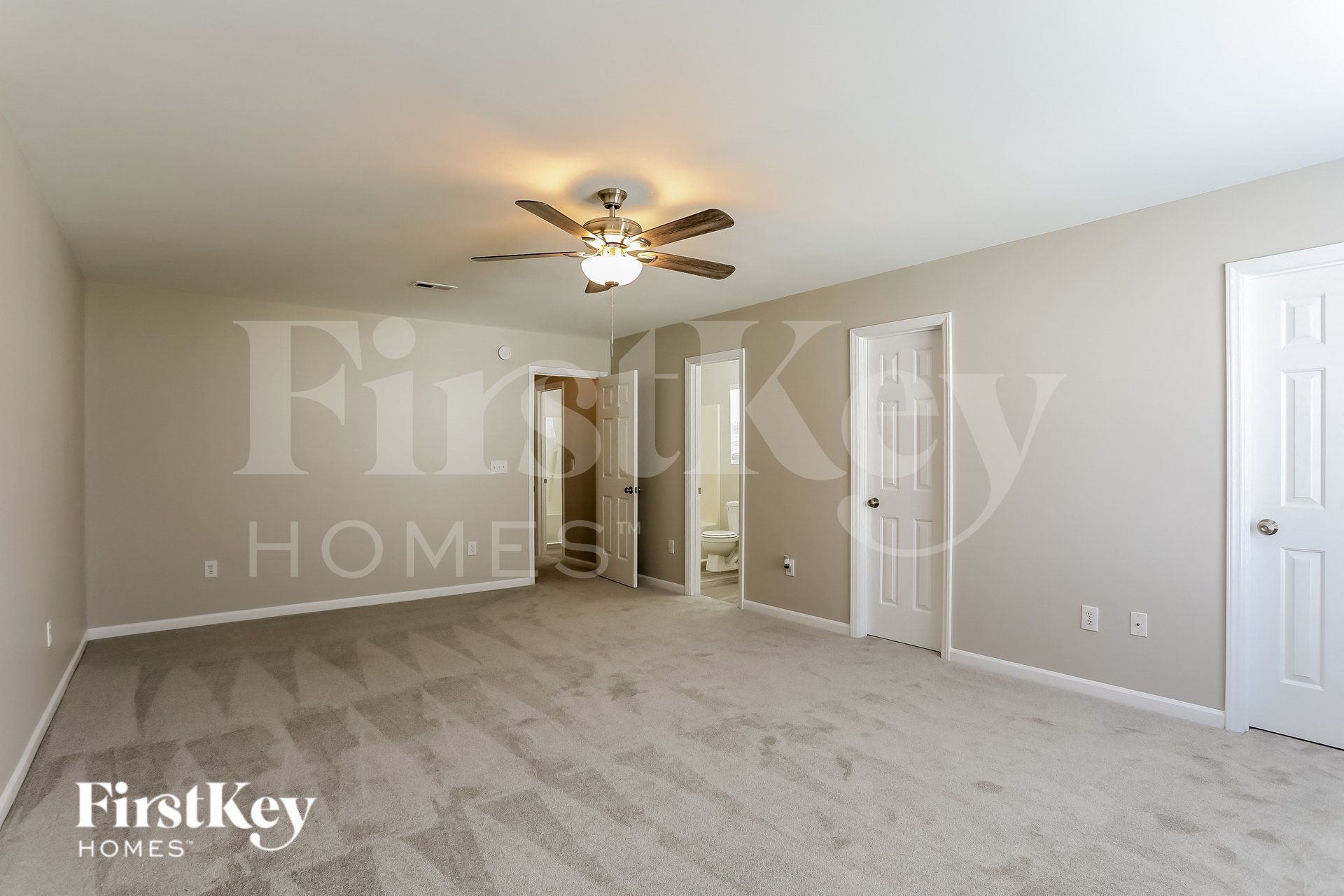 Building Photo - 708 Marjam Ln