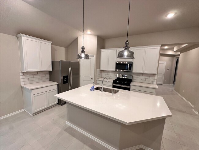 Building Photo - 20834 Wilde Redbud Trl