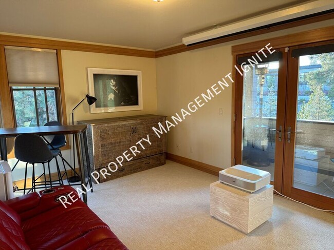 Building Photo - 2157 NW Lolo Dr