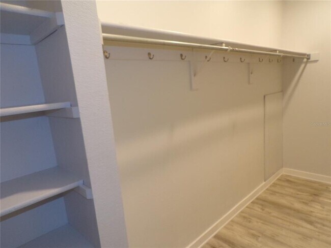 Building Photo - 2310 Palm Tree Dr