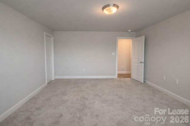 Building Photo - 1211 Ashe Mdw Dr