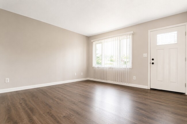 Building Photo - Beautiful 3-Bedroom Home with Private Patio!