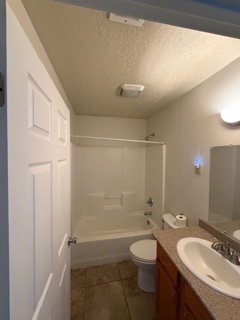 Building Photo - 550 Dewey Rd