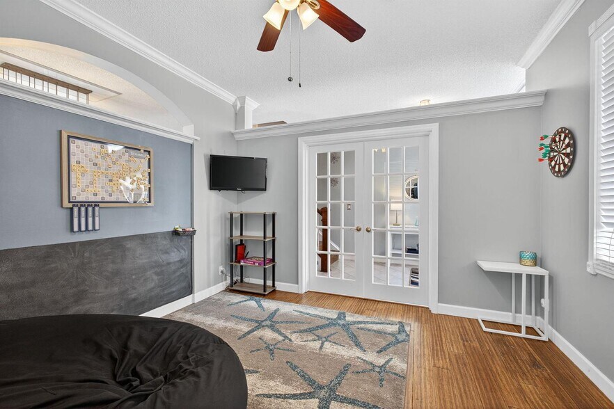 Building Photo - 3738 Old Lighthouse Cir