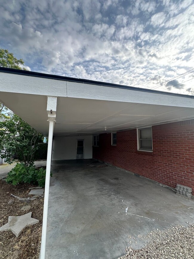Building Photo - Great location in Meridian for this 3 bedr...
