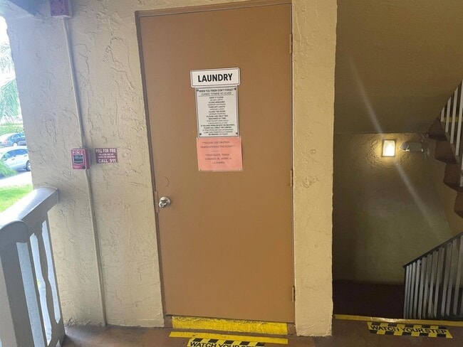 Building Photo - 500 Village Green Cir W