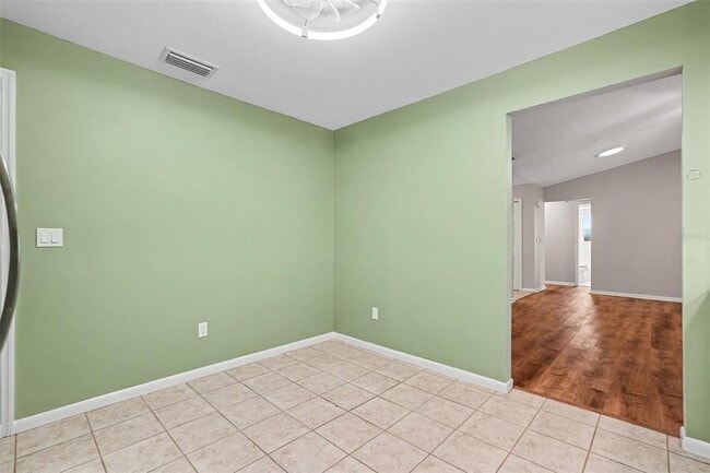 Building Photo - 17703 Cranbrook Dr