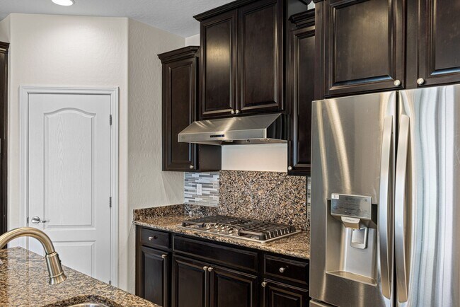 Building Photo - Beautiful West Vegas Home With Next Gen Suite