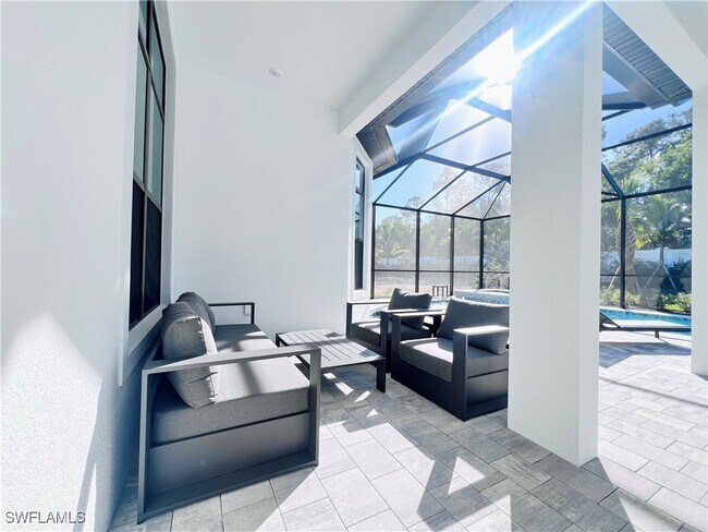 Building Photo - 9124 Raintree St