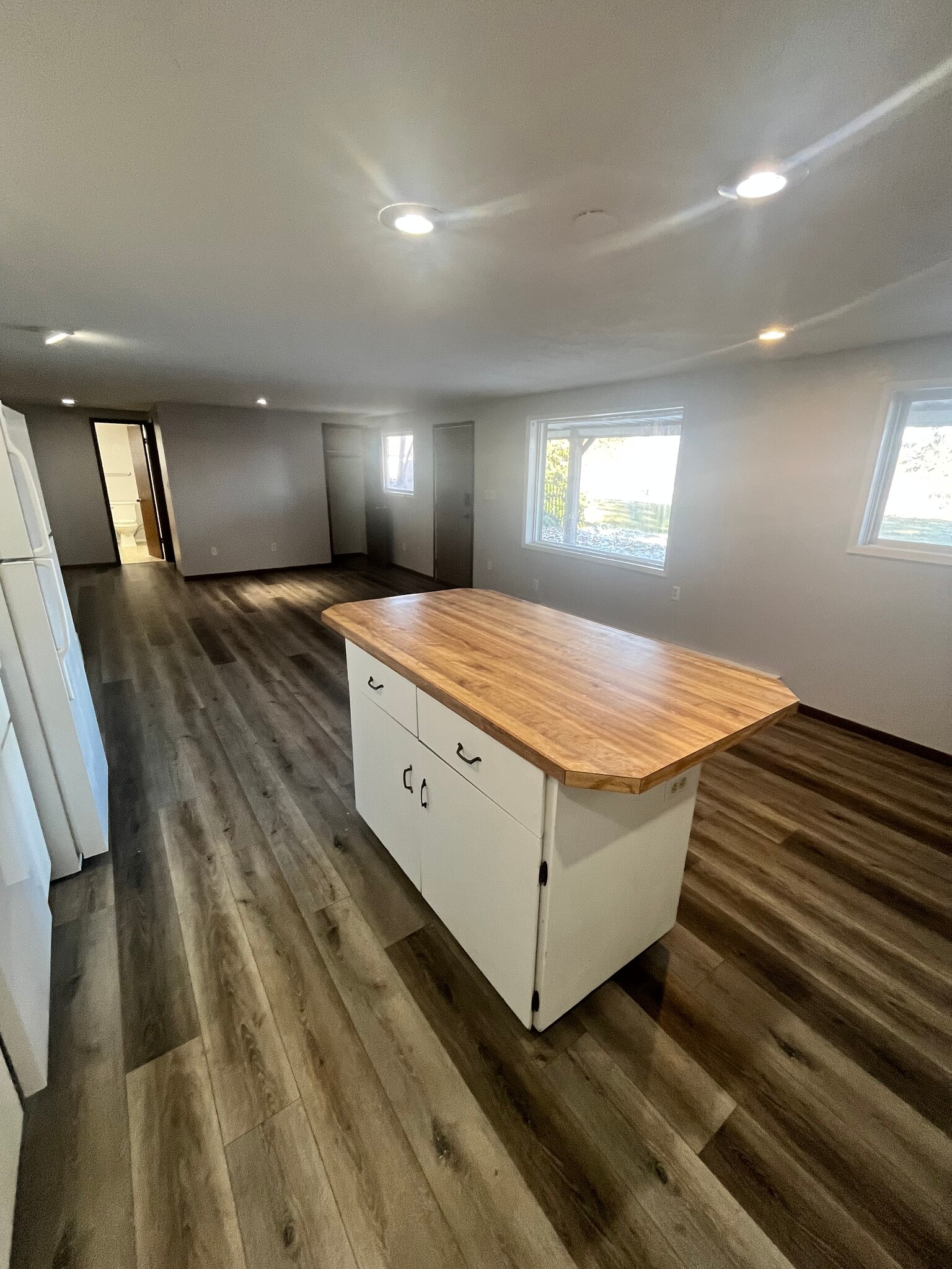 Building Photo - 15207 E Mission Ave