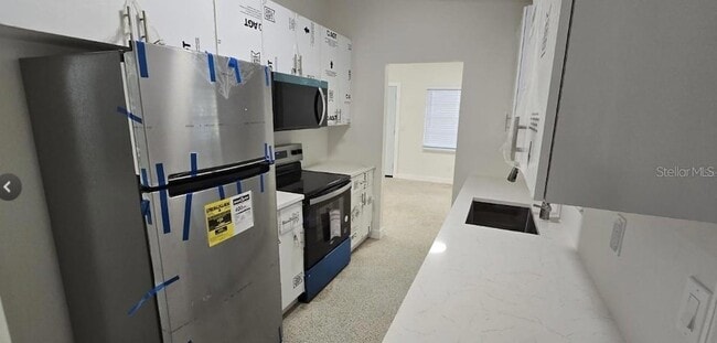 Building Photo - 1634 Banyan Dr