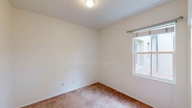 Building Photo - Beautiful 2-Bedroom Home with Resort-Style Amenities