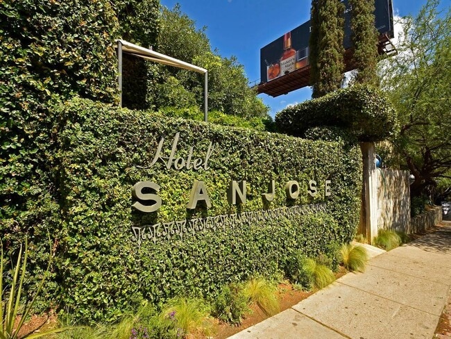 Building Photo - 206 Park Ln