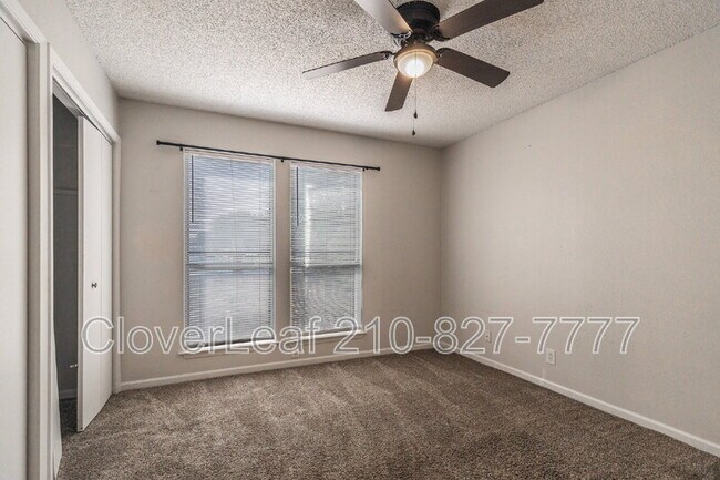 Building Photo - 535 E Ashley Rd