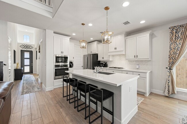 Building Photo - 20923 Carriage Harness Wy