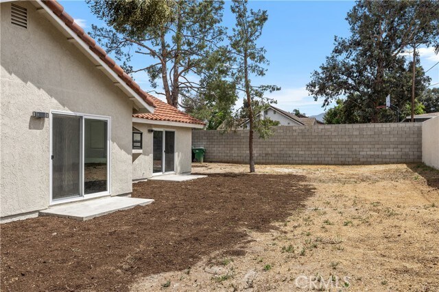 Building Photo - 1348 Sandia St
