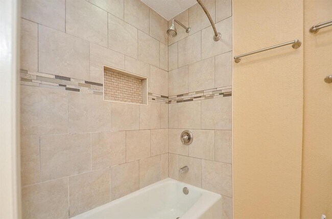 Building Photo - 12625 Memorial Dr