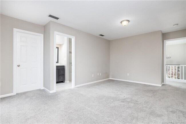 Building Photo - 266 Conestoga Way