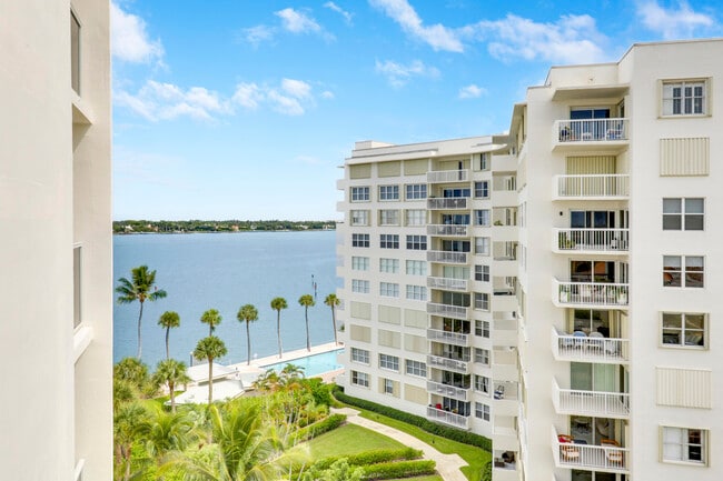 Building Photo - 2800 N Flagler Dr