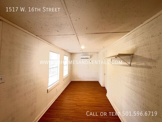 Building Photo - 1517 W 16th St
