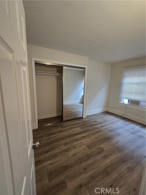 Building Photo - 532 S St Louis St